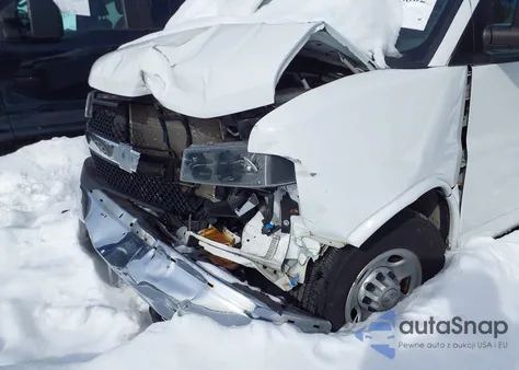 2019 Chevrolet Express 2500 Work Van from USA, damaged, VIN 1GCWGAFG8K1367726